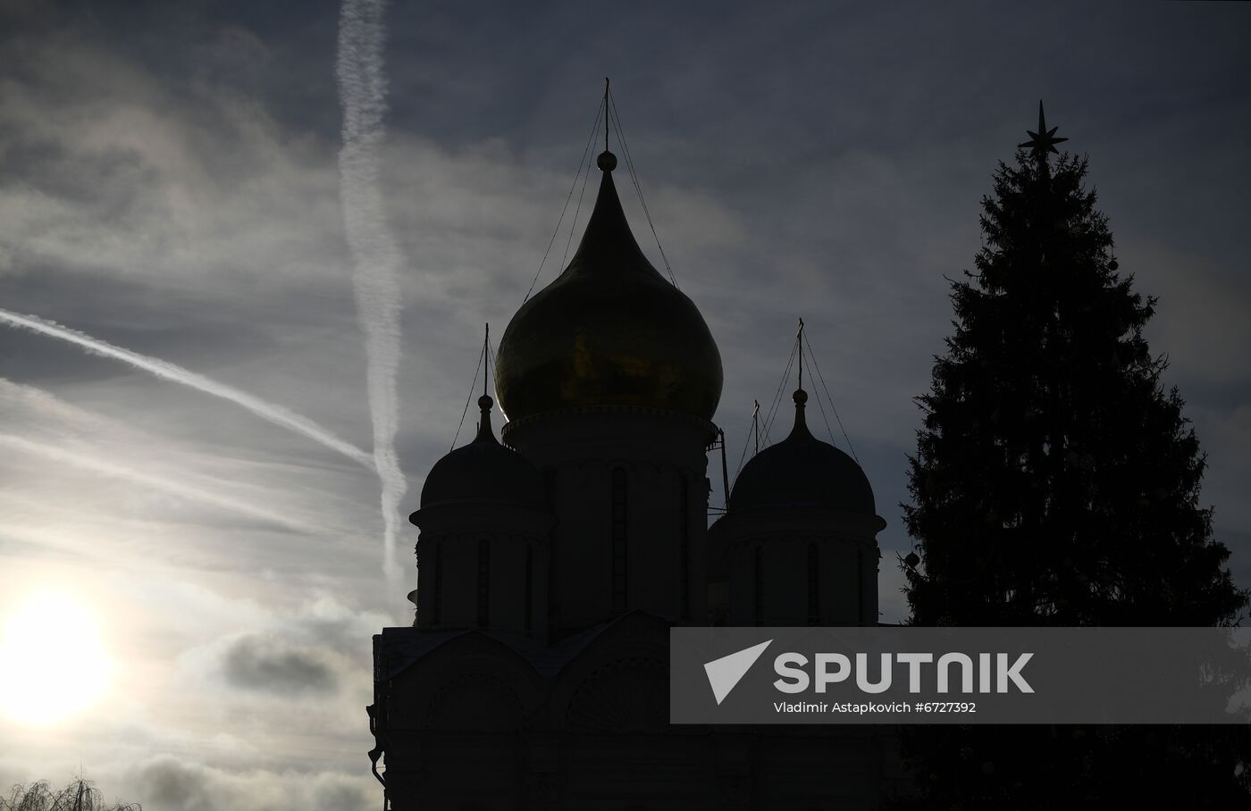 Russia New Year Festive Season Preparations