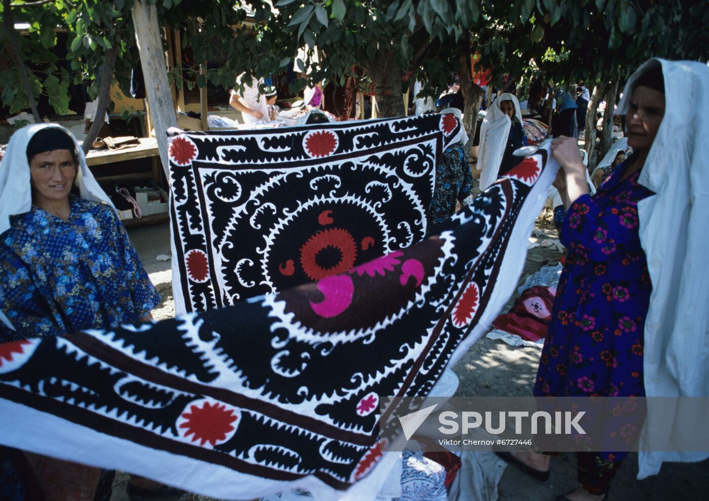 Uzbek crafts