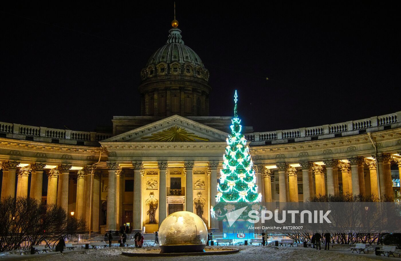 Russia New Year Festive Season Preparations