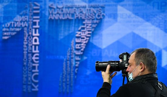 Russia Putin News Conference