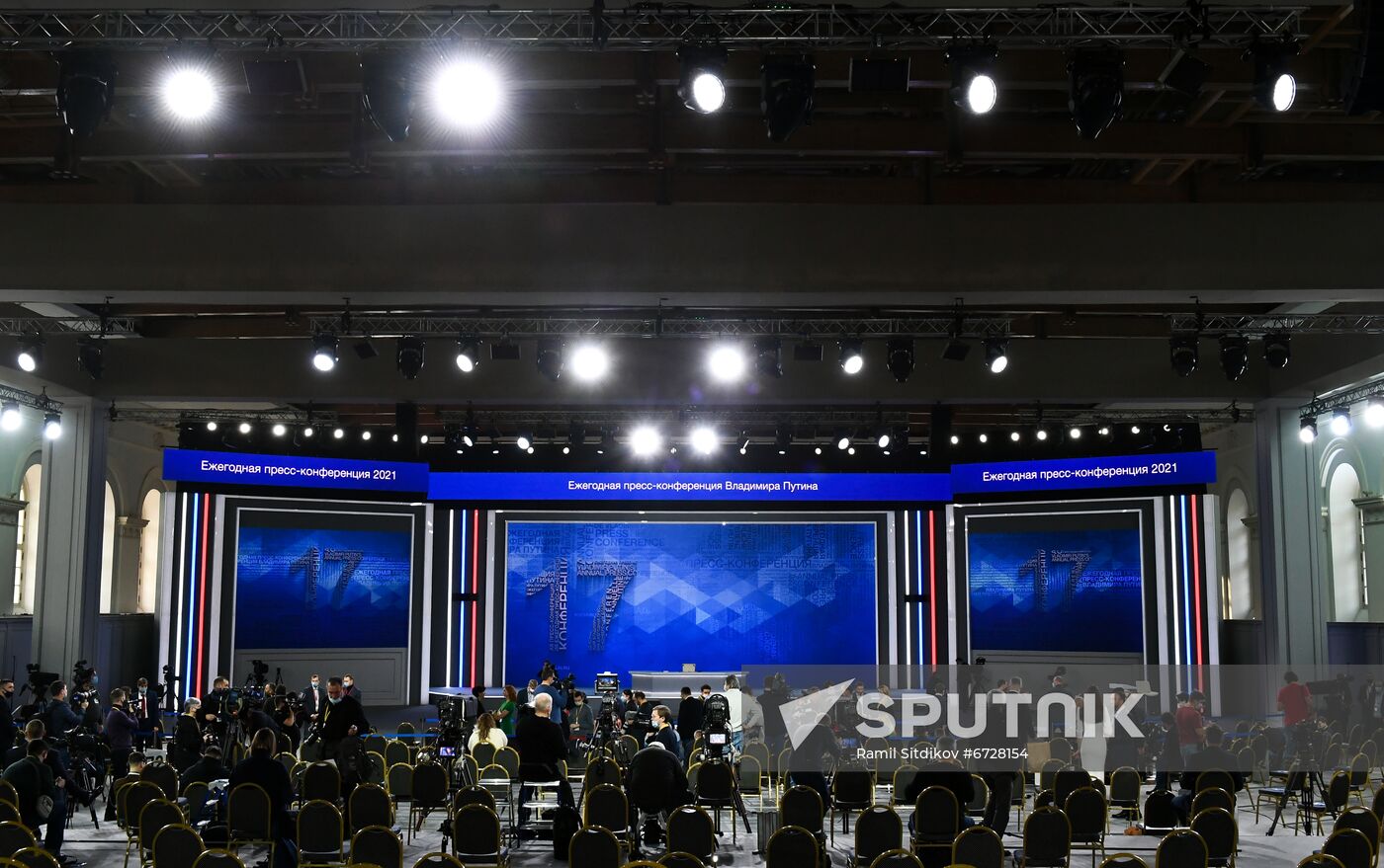 Russia Putin News Conference