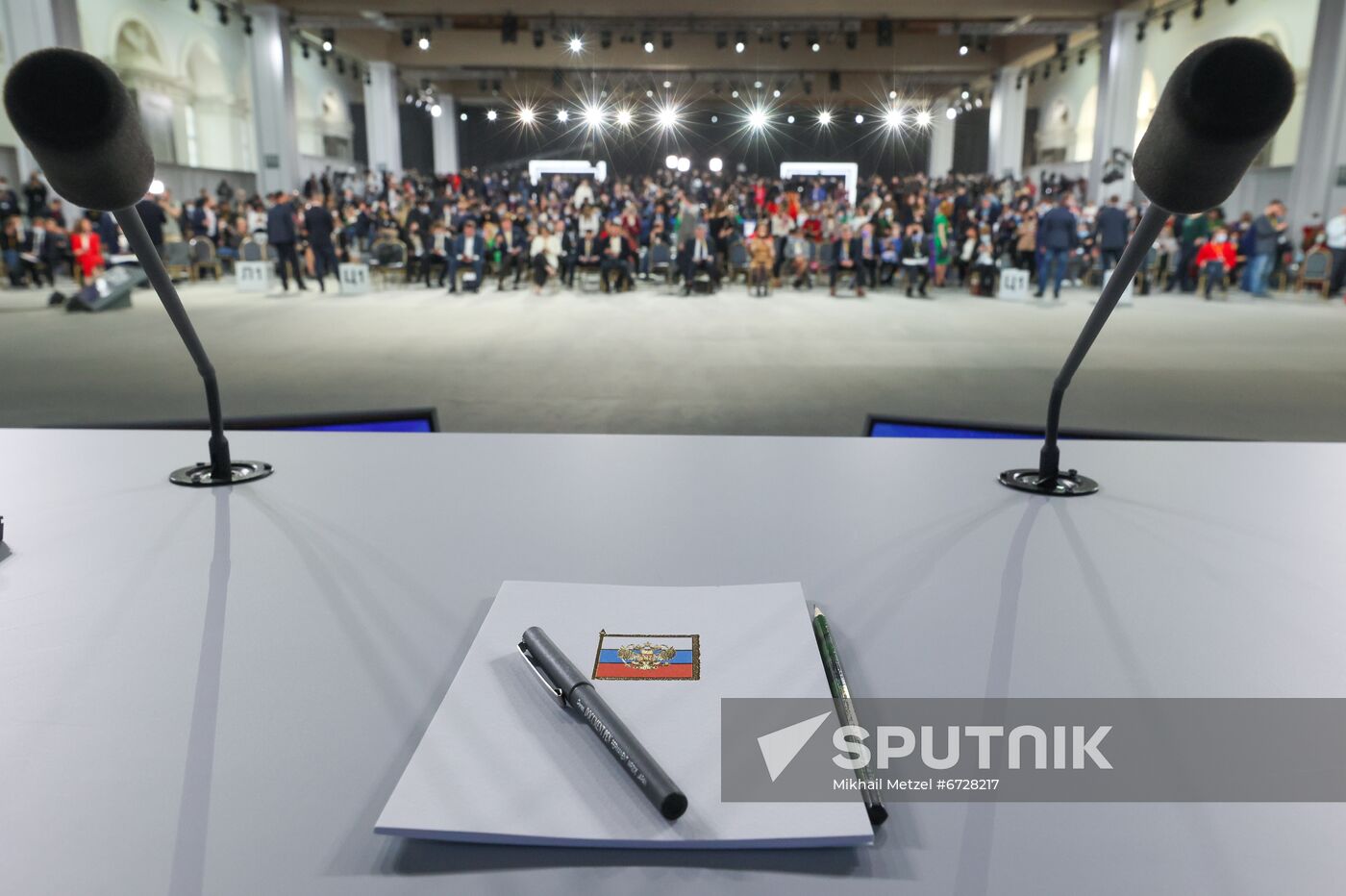 Russia Putin News Conference