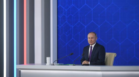 Russia Putin News Conference