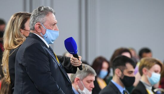Russia Putin News Conference