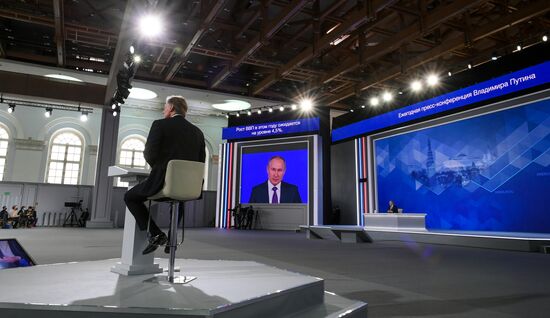 Russia Putin News Conference
