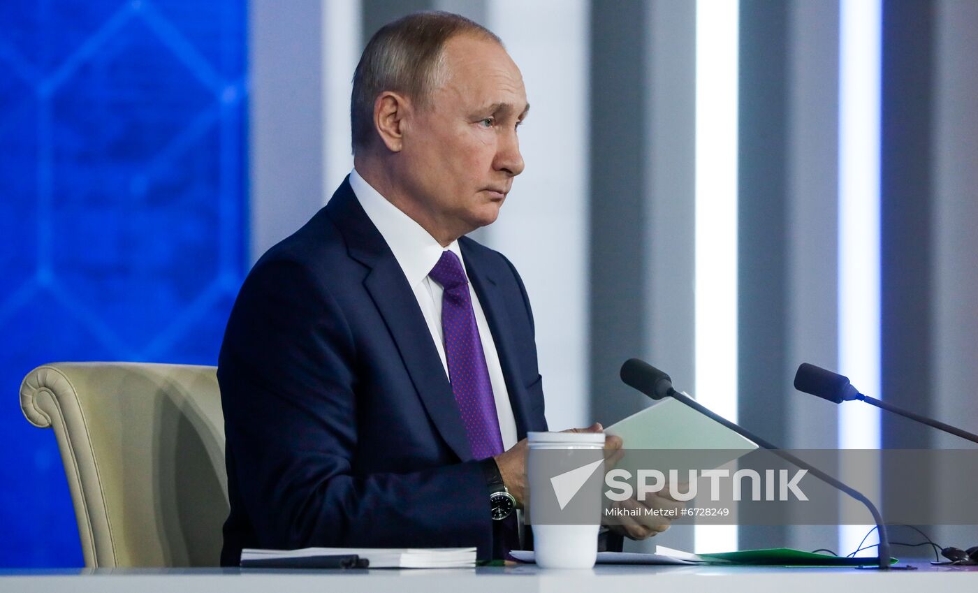 Russia Putin News Conference