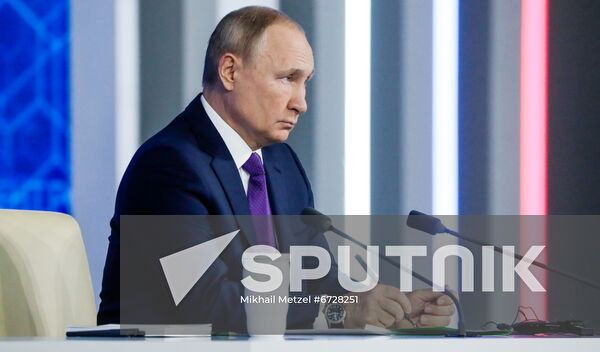 Russia Putin News Conference