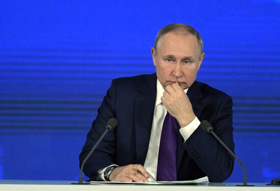 Russia Putin News Conference