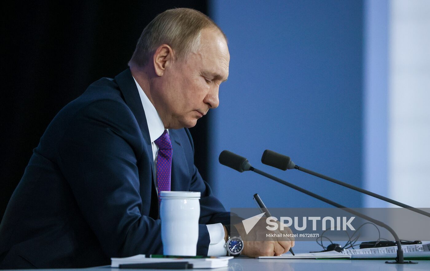 Russia Putin News Conference