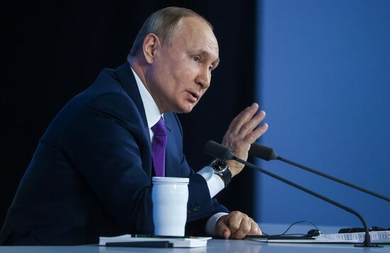 Russia Putin News Conference