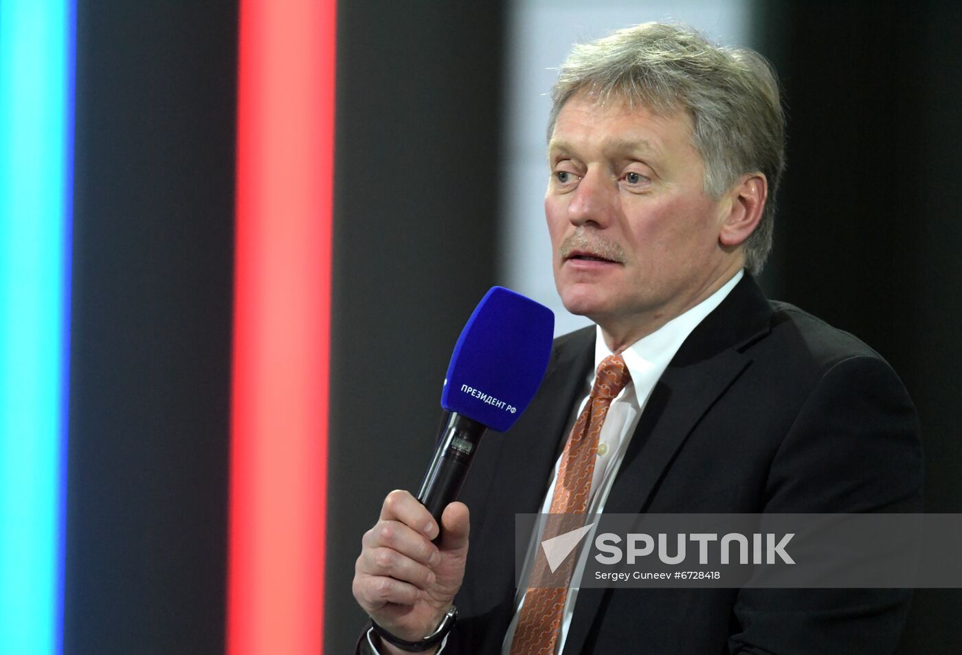 Russia Putin News Conference