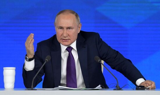 Russia Putin News Conference