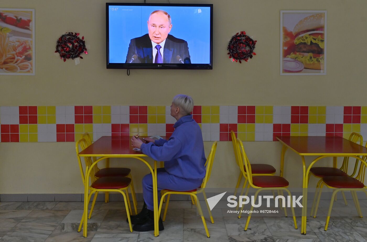 Russia Putin News Conference Broadcasting