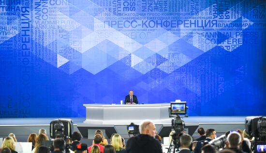 Russia Putin News Conference