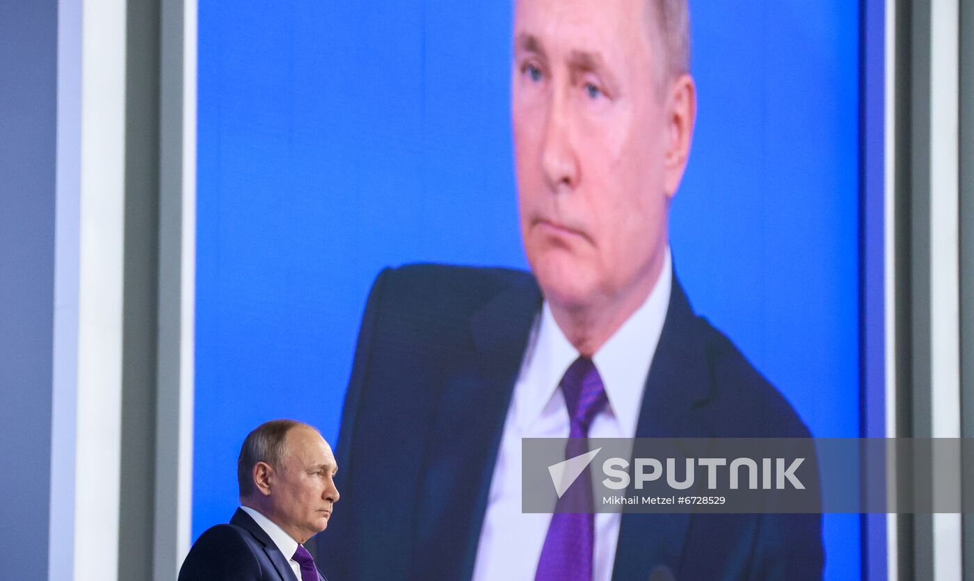 Russia Putin News Conference