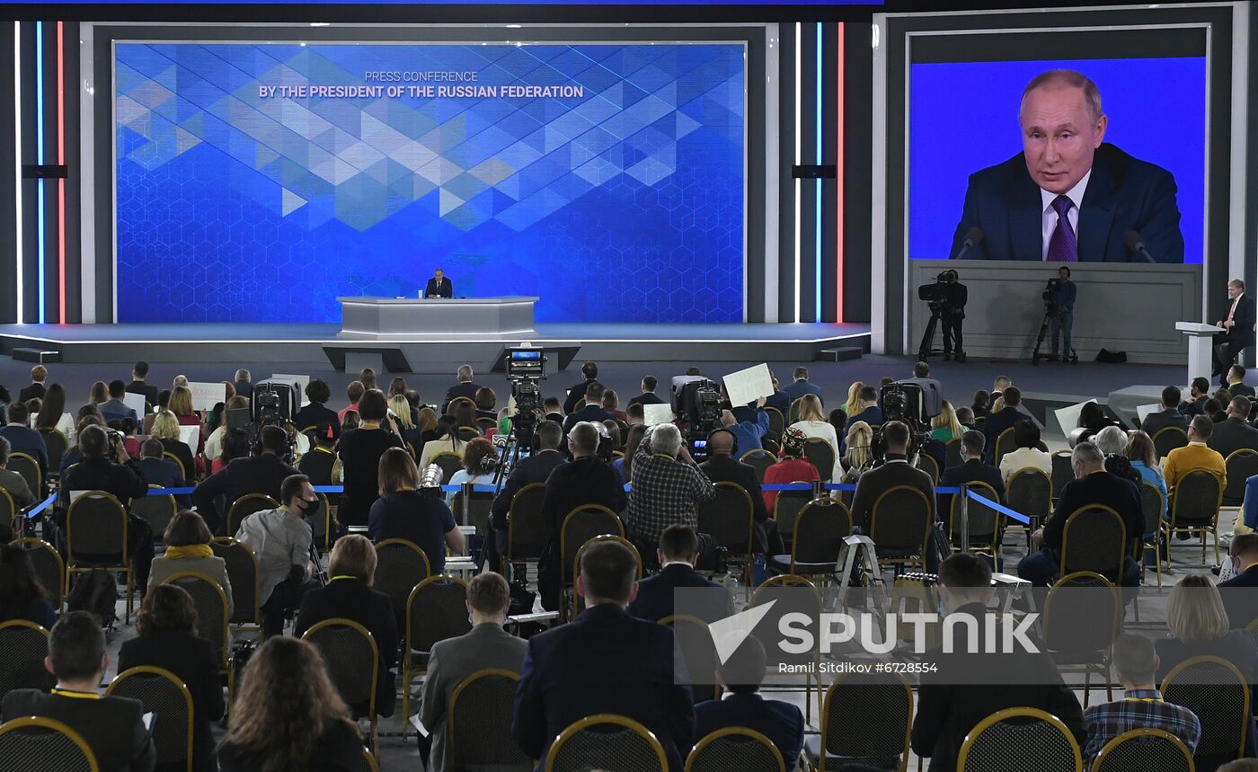 Russia Putin News Conference