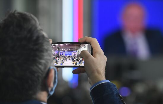 Russia Putin News Conference