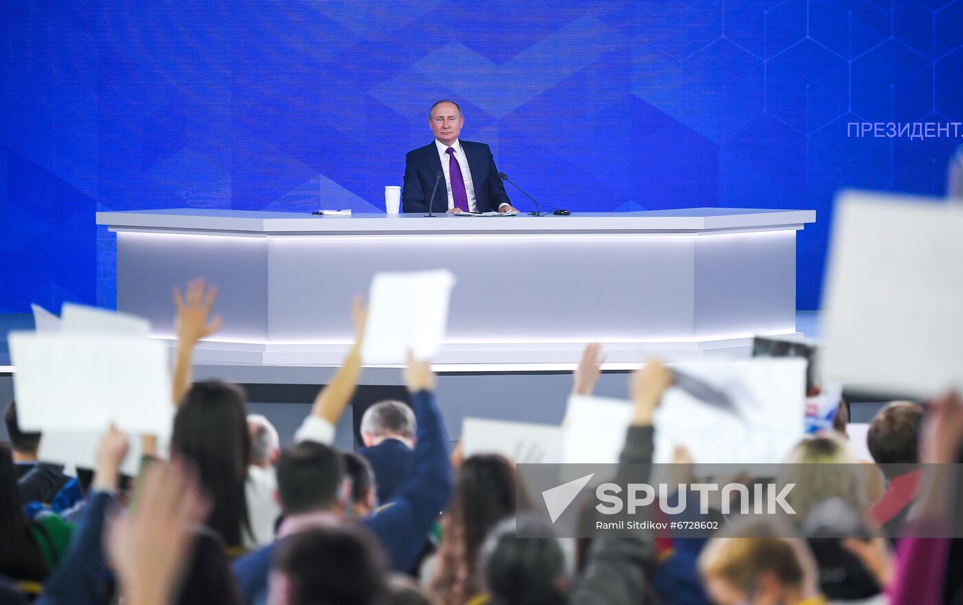 Russia Putin News Conference