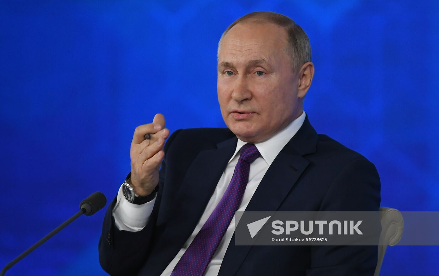 Russia Putin News Conference