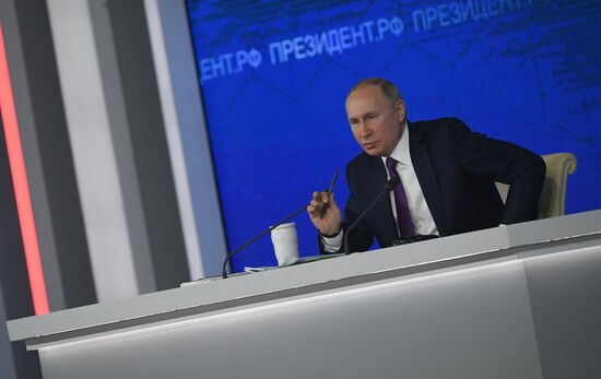 Russia Putin News Conference