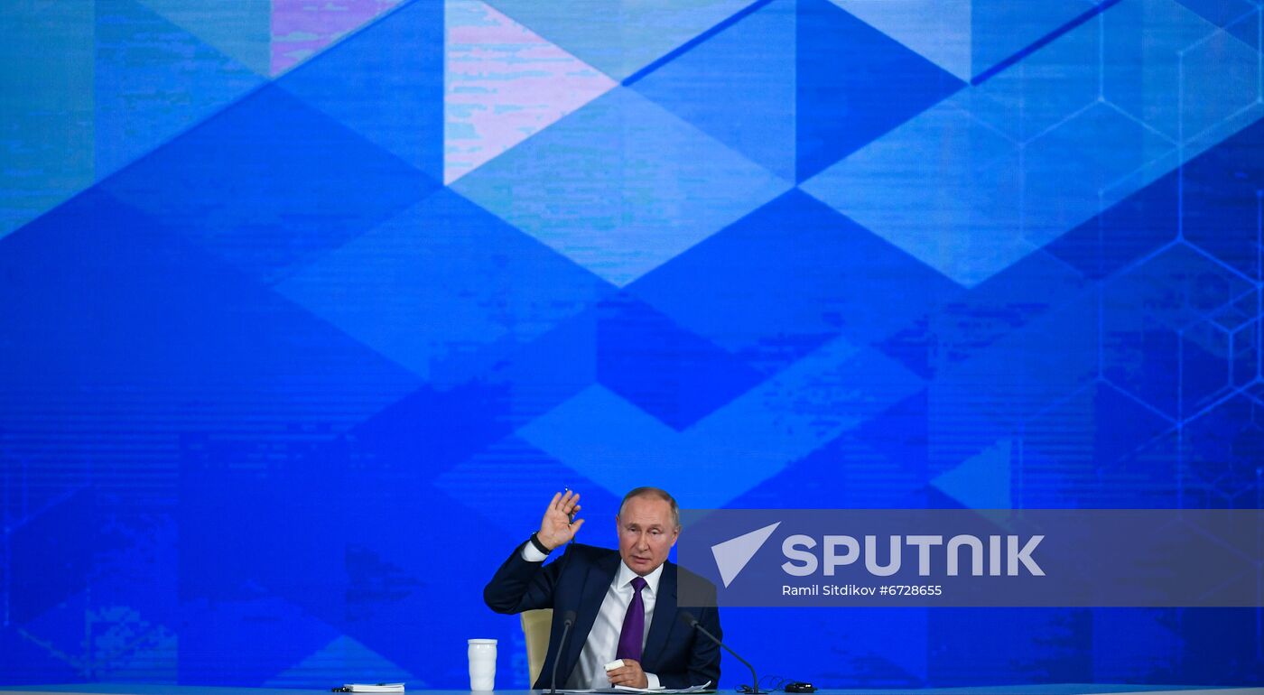 Russia Putin News Conference