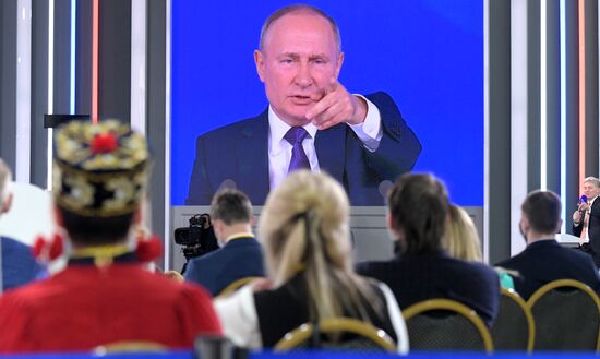 Russia Putin News Conference