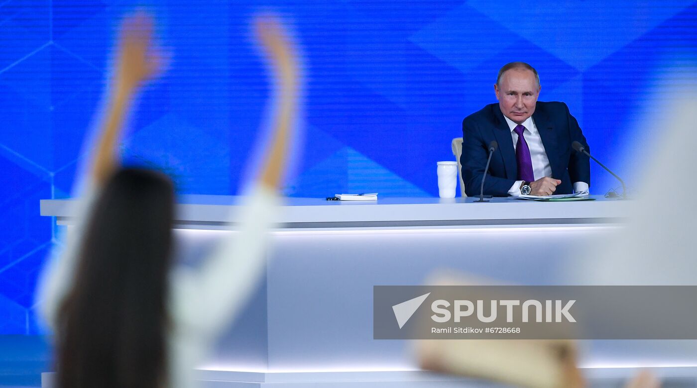 Russia Putin News Conference