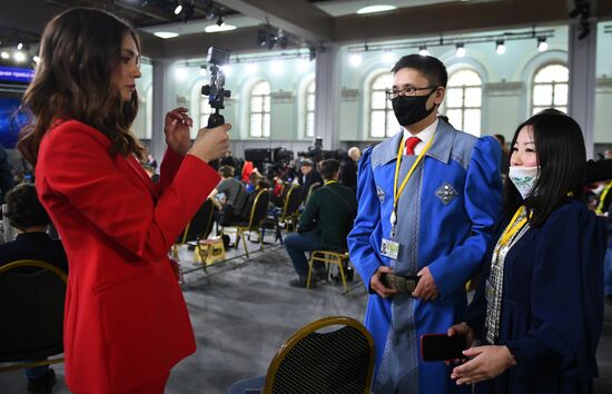 Russia Putin News Conference