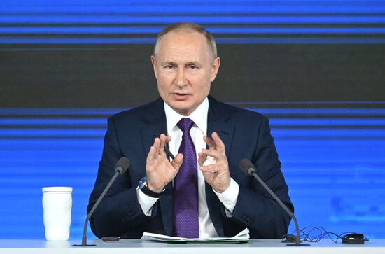 Russia Putin News Conference