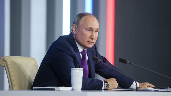 Russia Putin News Conference