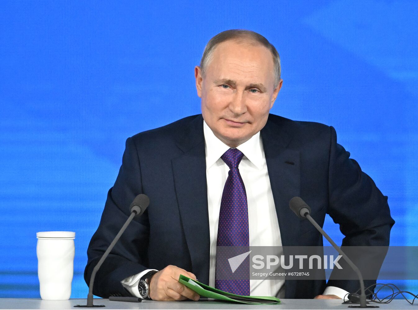 Russia Putin News Conference