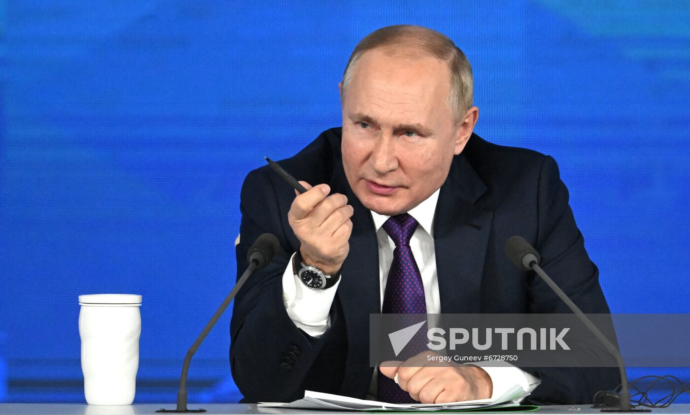 Russia Putin News Conference