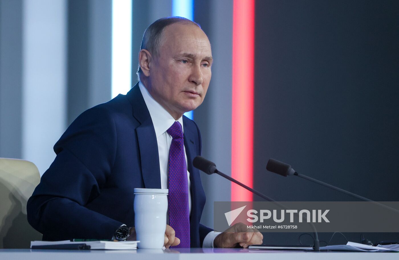 Russia Putin News Conference