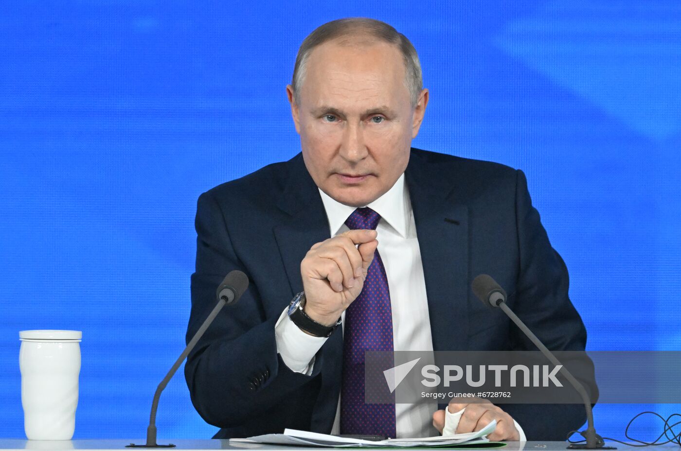 Russia Putin News Conference