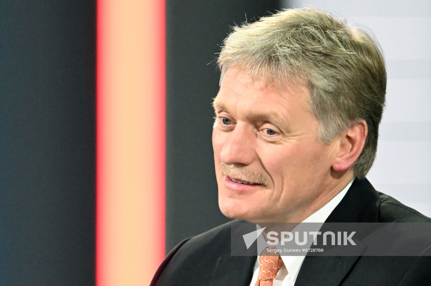 Russia Putin News Conference