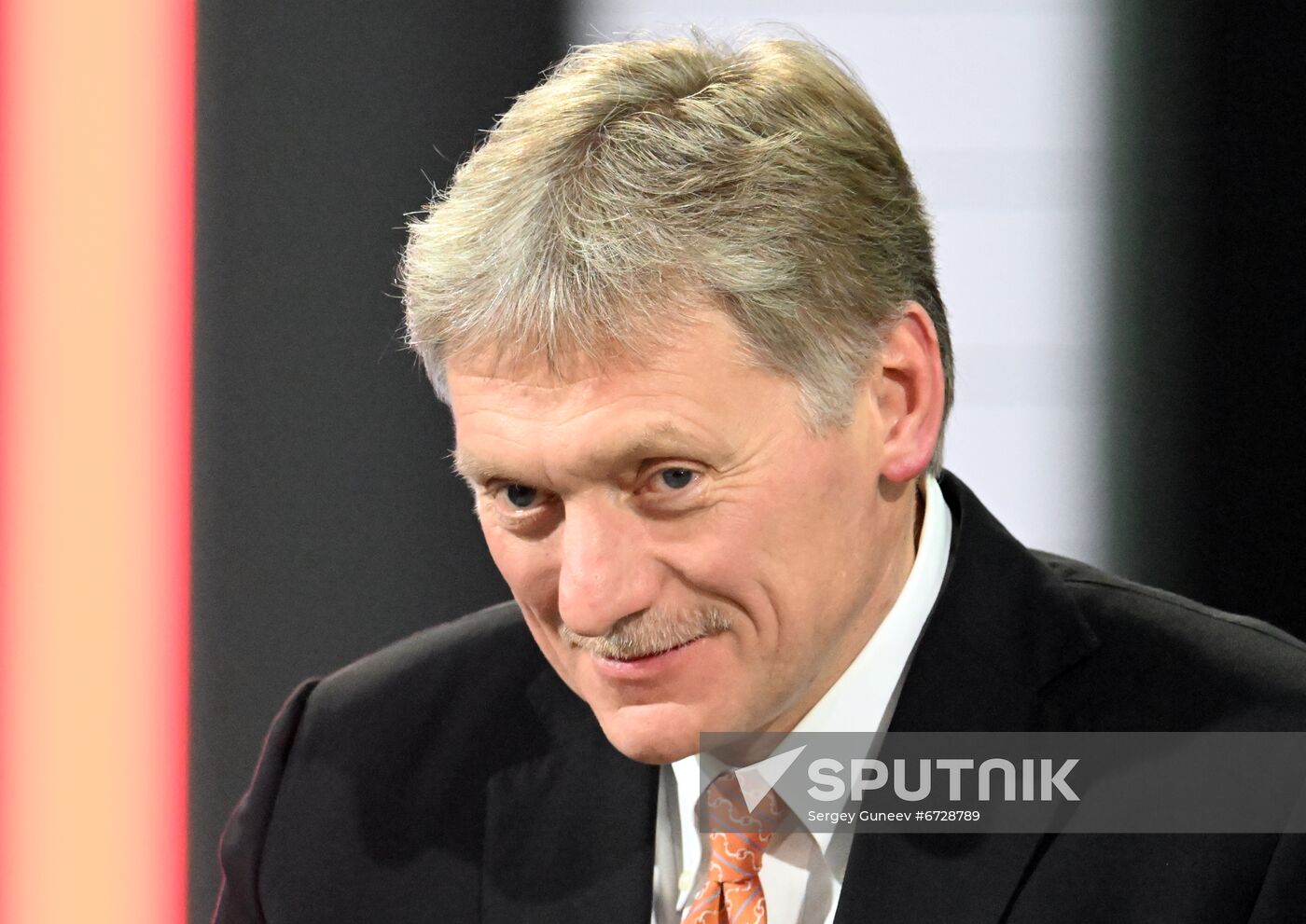 Russia Putin News Conference