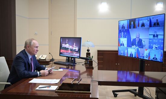 Russia Putin Government