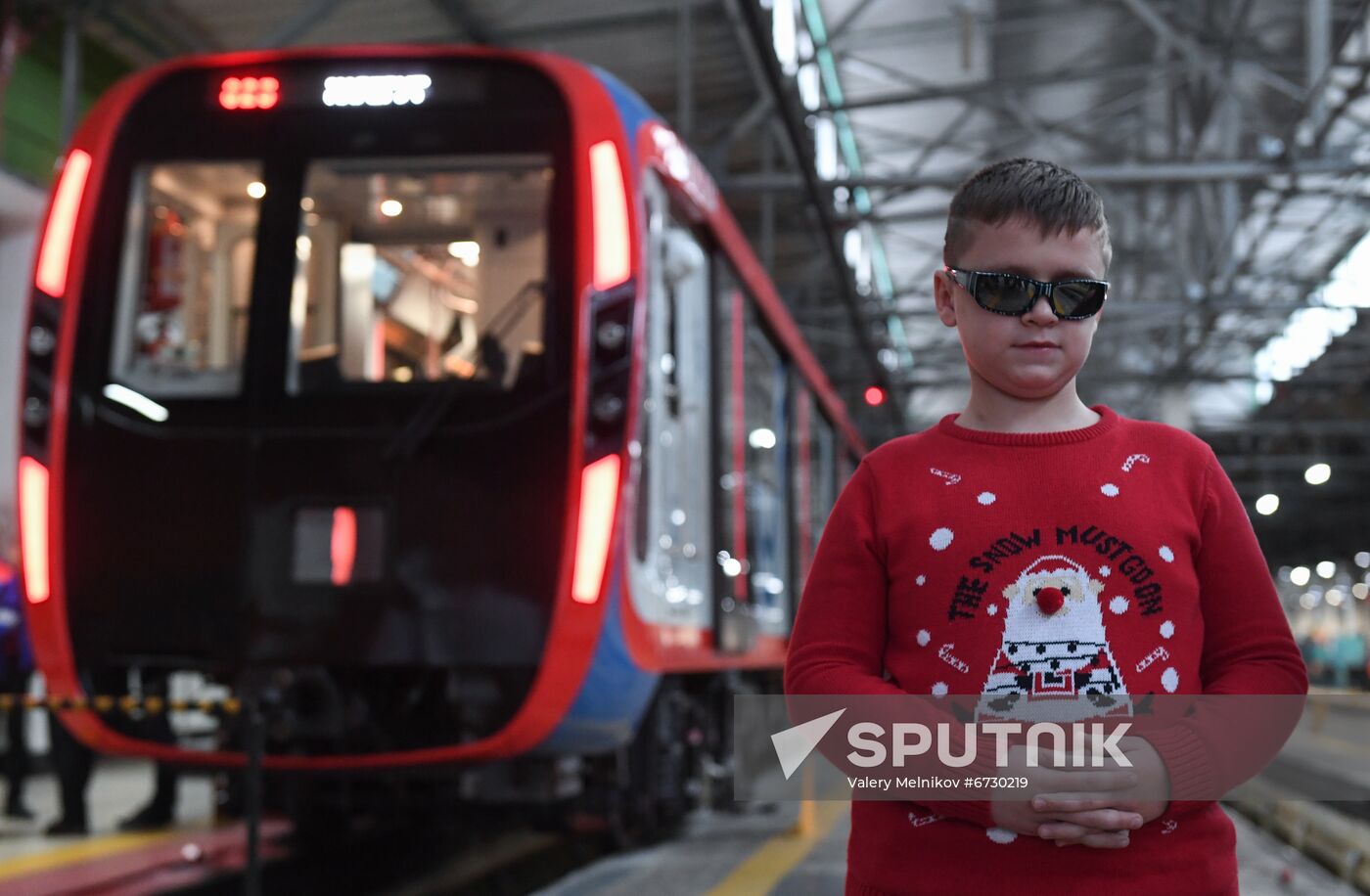 Russia New Year Season Charity
