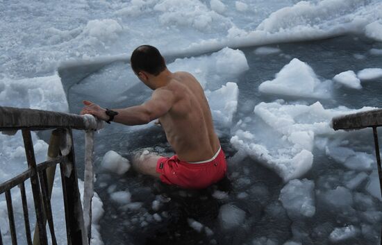 Russia Winter Swimming