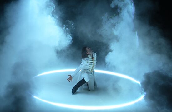 Russia Swan Lake Ice Show
