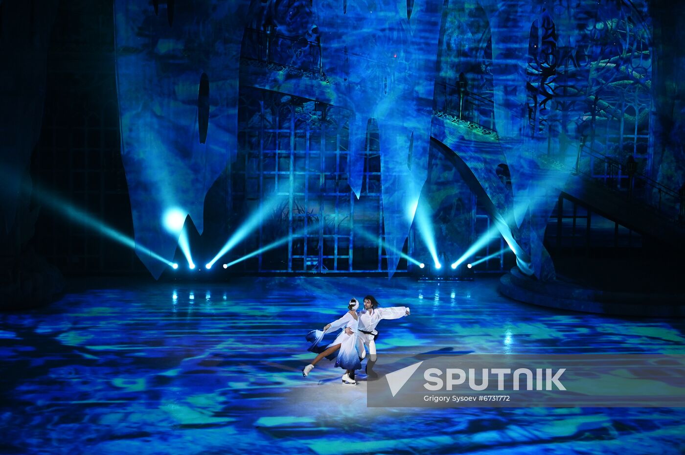 Russia Swan Lake Ice Show