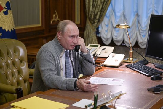 Russia Putin New Year Season Charity