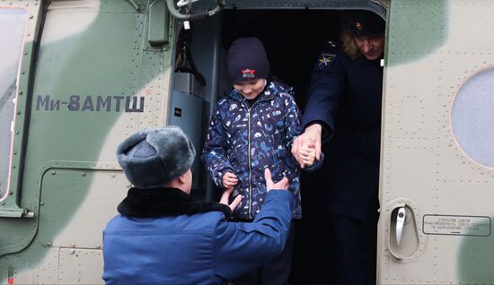 Russia New Year Season Charity