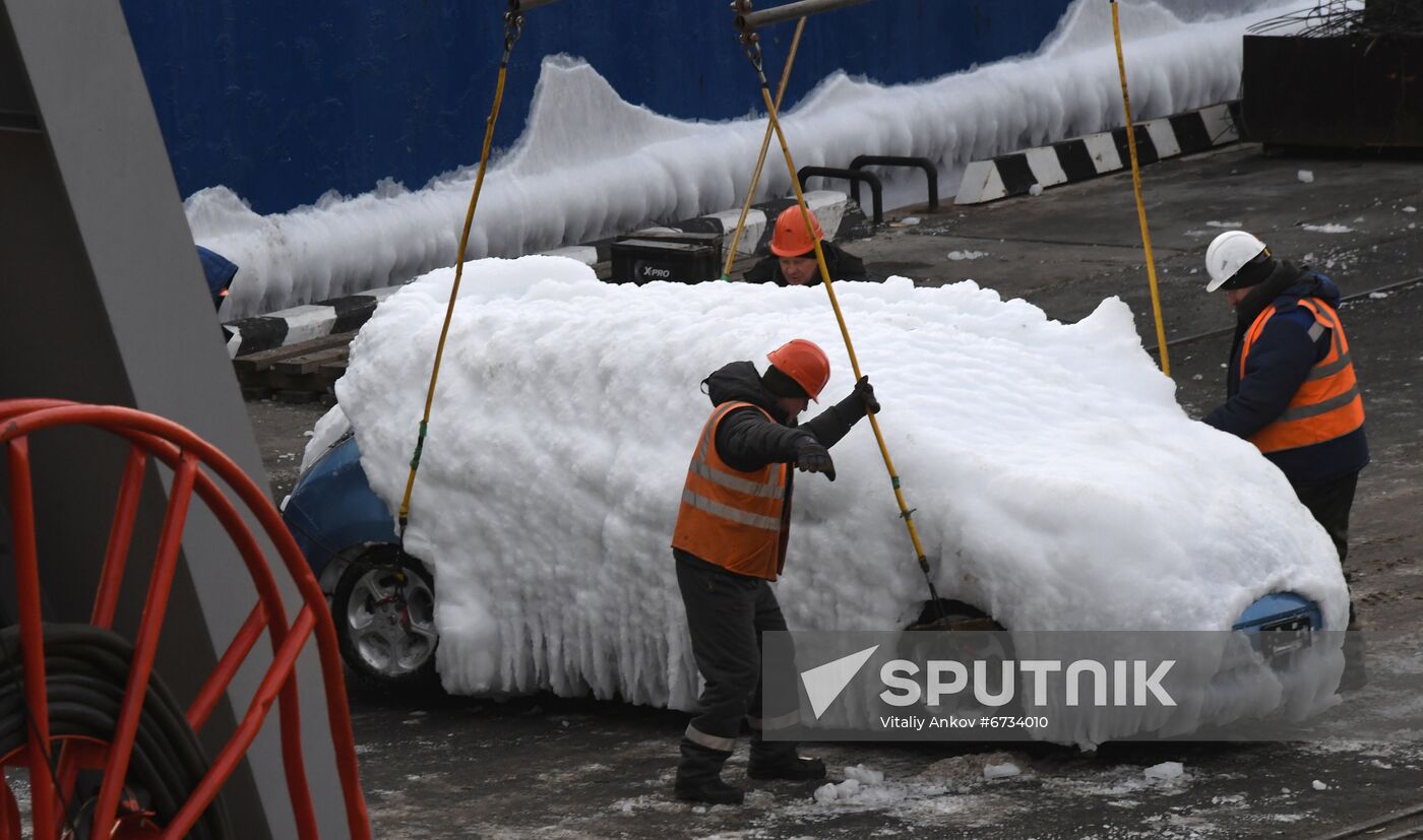 Russia Shipping Frozen Cars