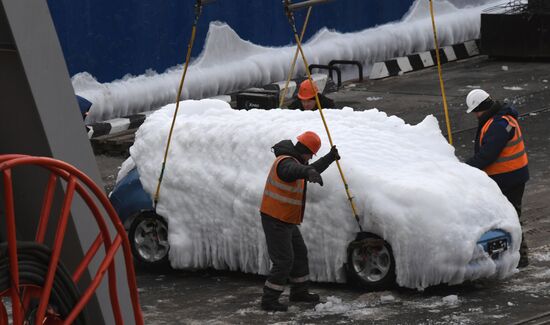 Russia Shipping Frozen Cars