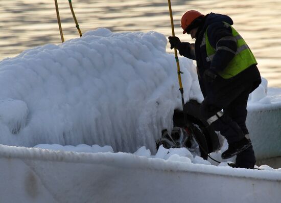 Russia Shipping Frozen Cars