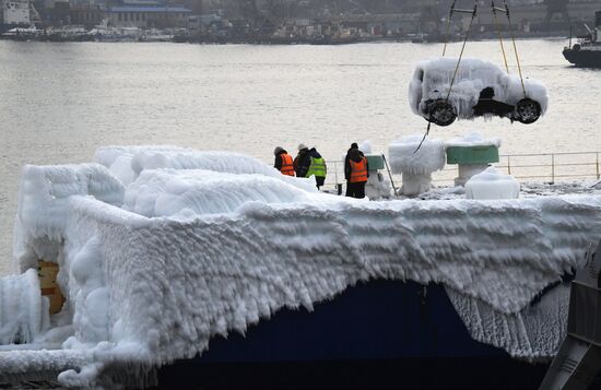 Russia Shipping Frozen Cars