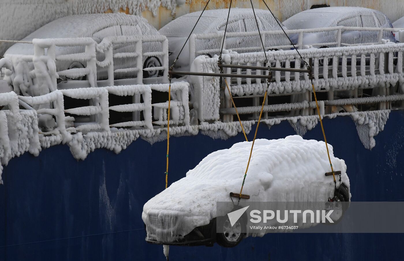 Russia Shipping Frozen Cars