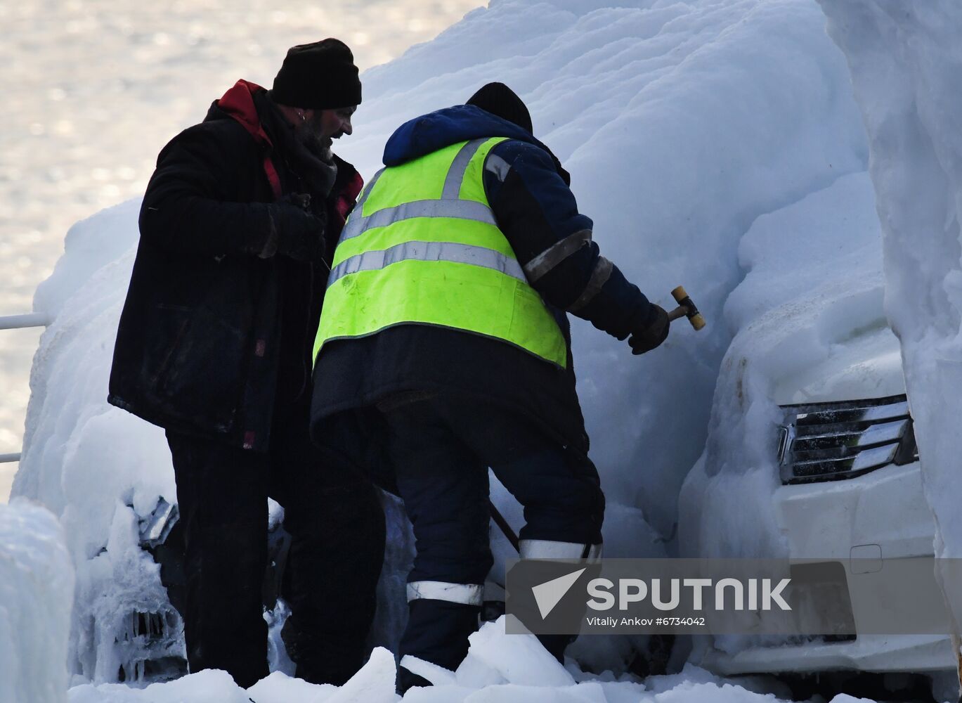 Russia Shipping Frozen Cars