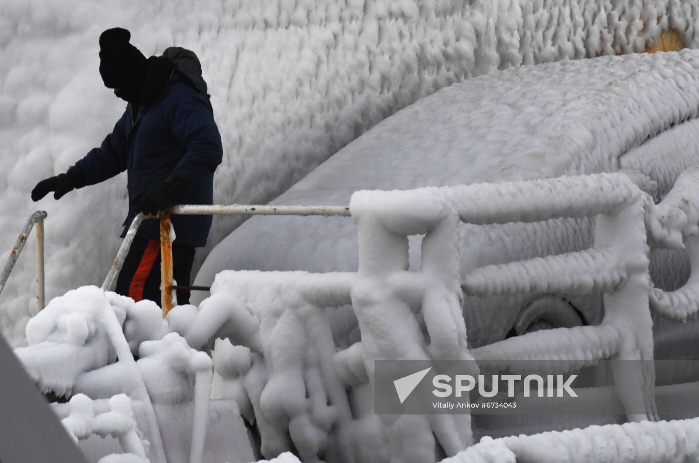 Russia Shipping Frozen Cars